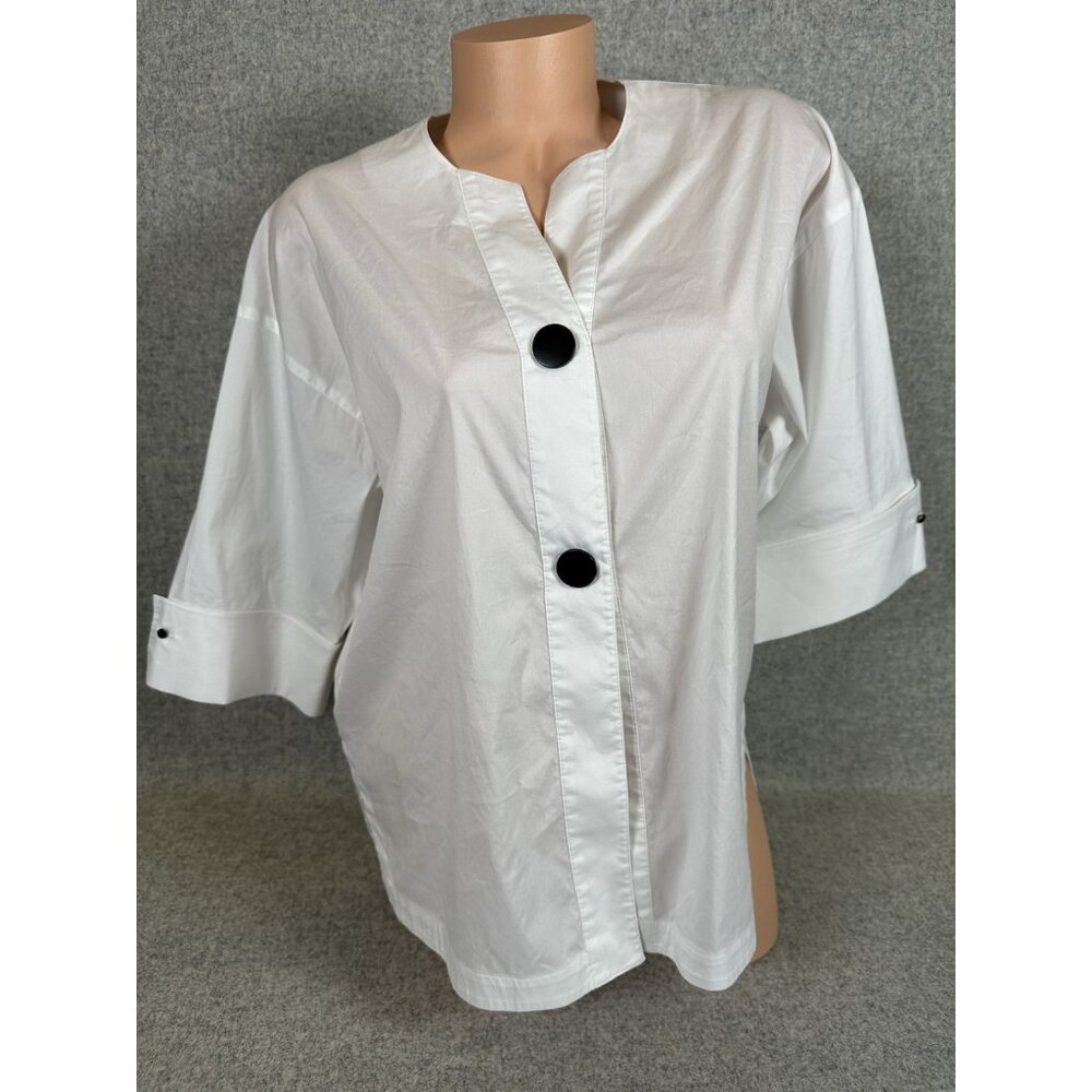 Ming‎ Wang Two Button Top Small White Black Half Sleeve Lightweight Cotton Blend